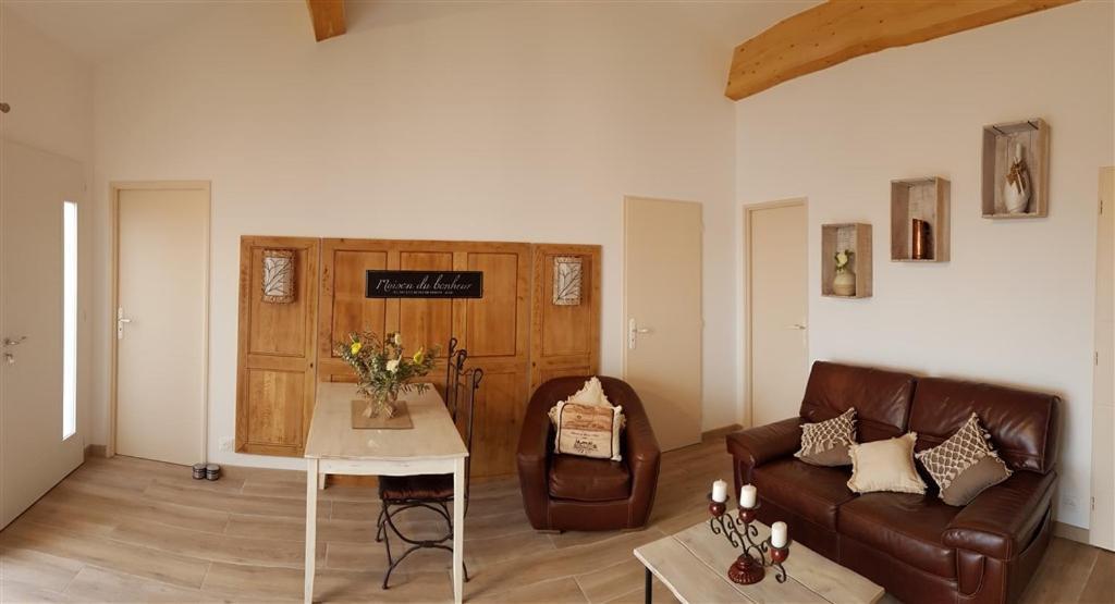 T3 A 10' De Cassis - Jacuzzi *